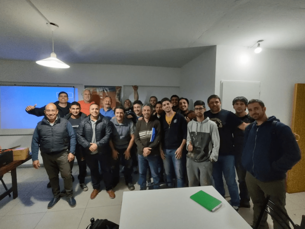 Alumnos de Paralelo Solar