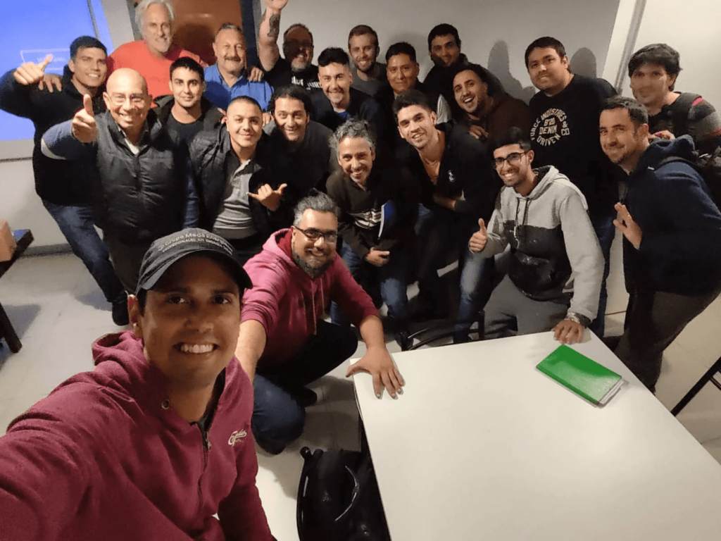 Alumnos Y Capacitadores, Veni te esperamos en la Escuela de Paralelo Solar